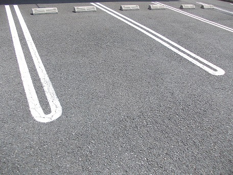 フルール．ｆ 駐車場