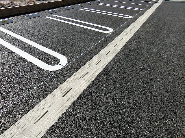 パールＮＩＲＡＧＡＷＡ　Ⅰ 駐車場