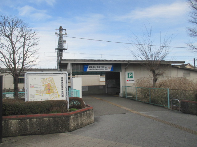 カーサ　プラシード 東武宇都宮線おもちゃのまち駅まで1000m