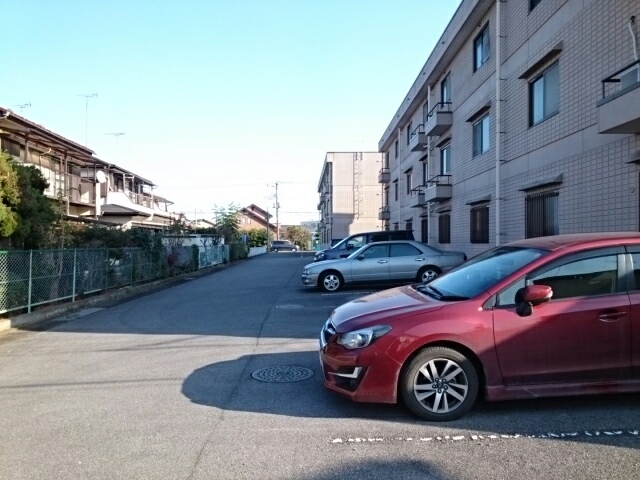 クリアヴィレッジＥ 駐車場