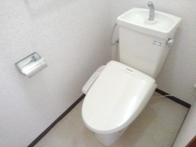 英明ハイツ トイレ