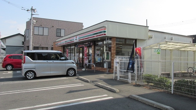 プリエールⅡ セブンイレブン東今泉店まで140m