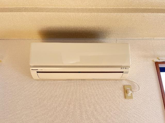 サン・フォレスト花の木Ａ エアコン
