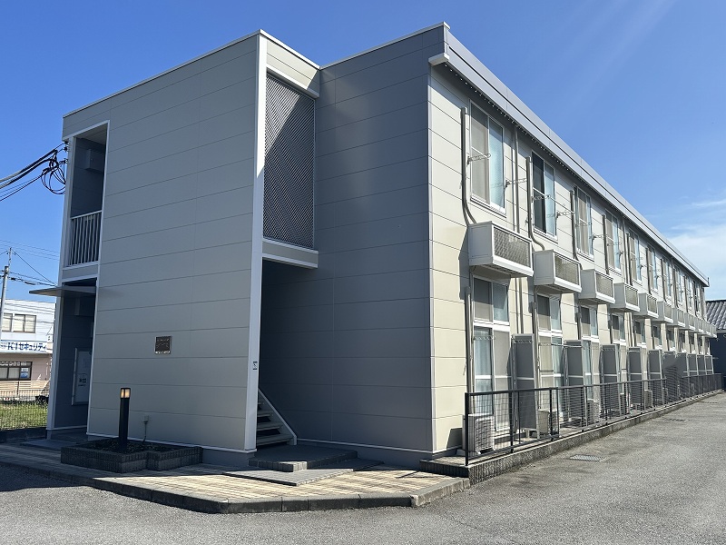 レオパレスポミカ 外観