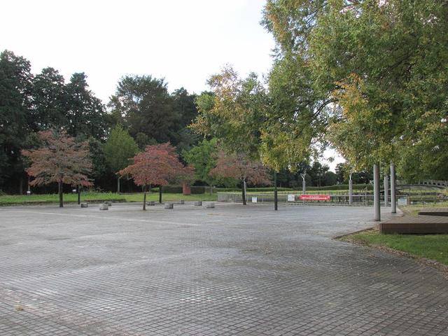 山王ハウス　Ｅ しらさぎ公園まで750m