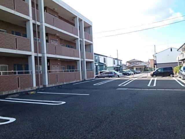 山王ハウス　Ｅ 駐車場